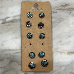 tipi Silver and Turquoise Earring Set